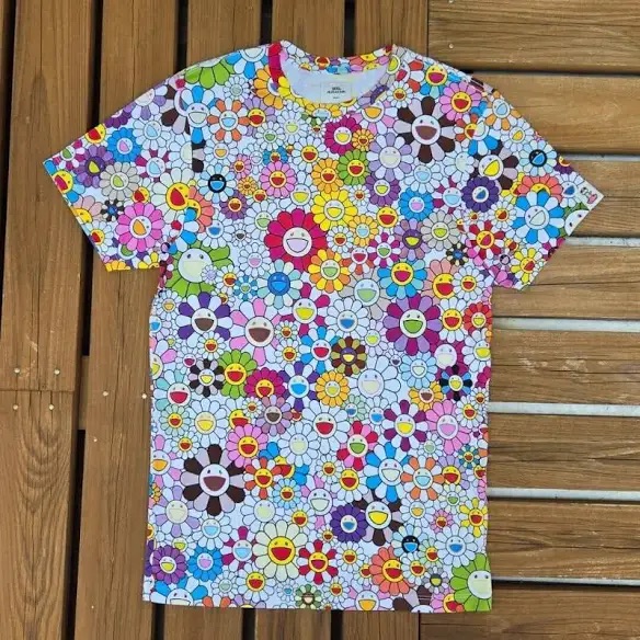 Vans X Murakami Collab Flower Tee Rare Vans X Murakami Collab Flower Tee Rare